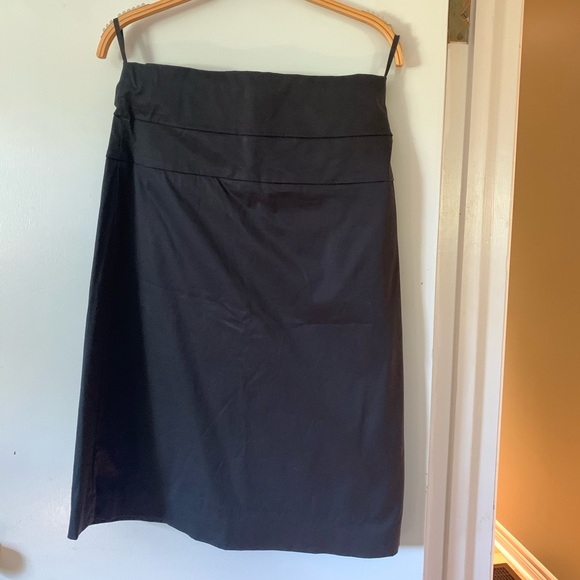 Club Monaco High waisted midi skirt - Picture 7 of 10